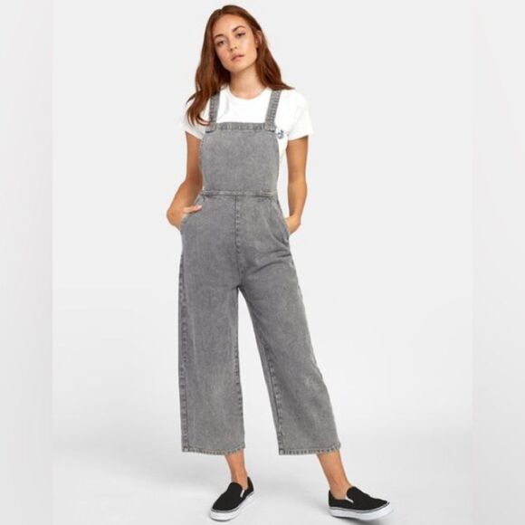 NEW RVCA Crystal Denim Overalls Gray Stripes Wide Leg Crop 100% Cotton Size M - Picture 2 of 15